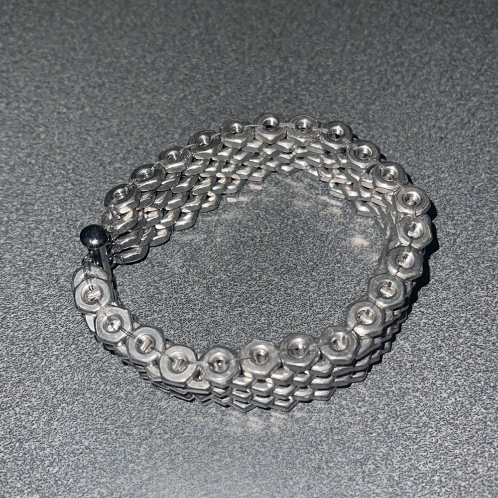Nut bracelet